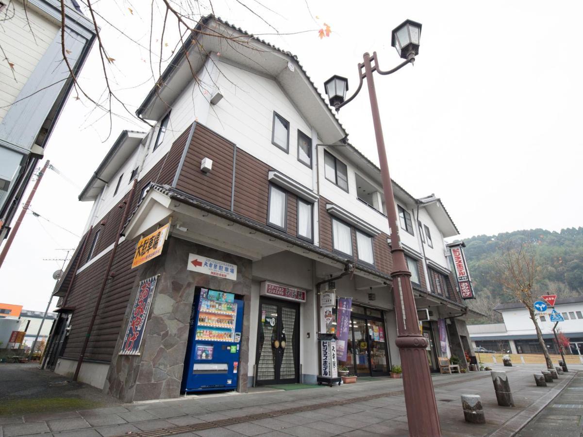 OYO Hotel Station Business Tenshukaku Hitoyoshi Eksteriør billede